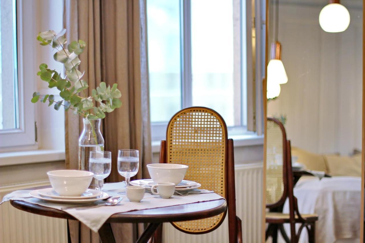 Gellerico Apartments Deak Square Будапеща Екстериор снимка
