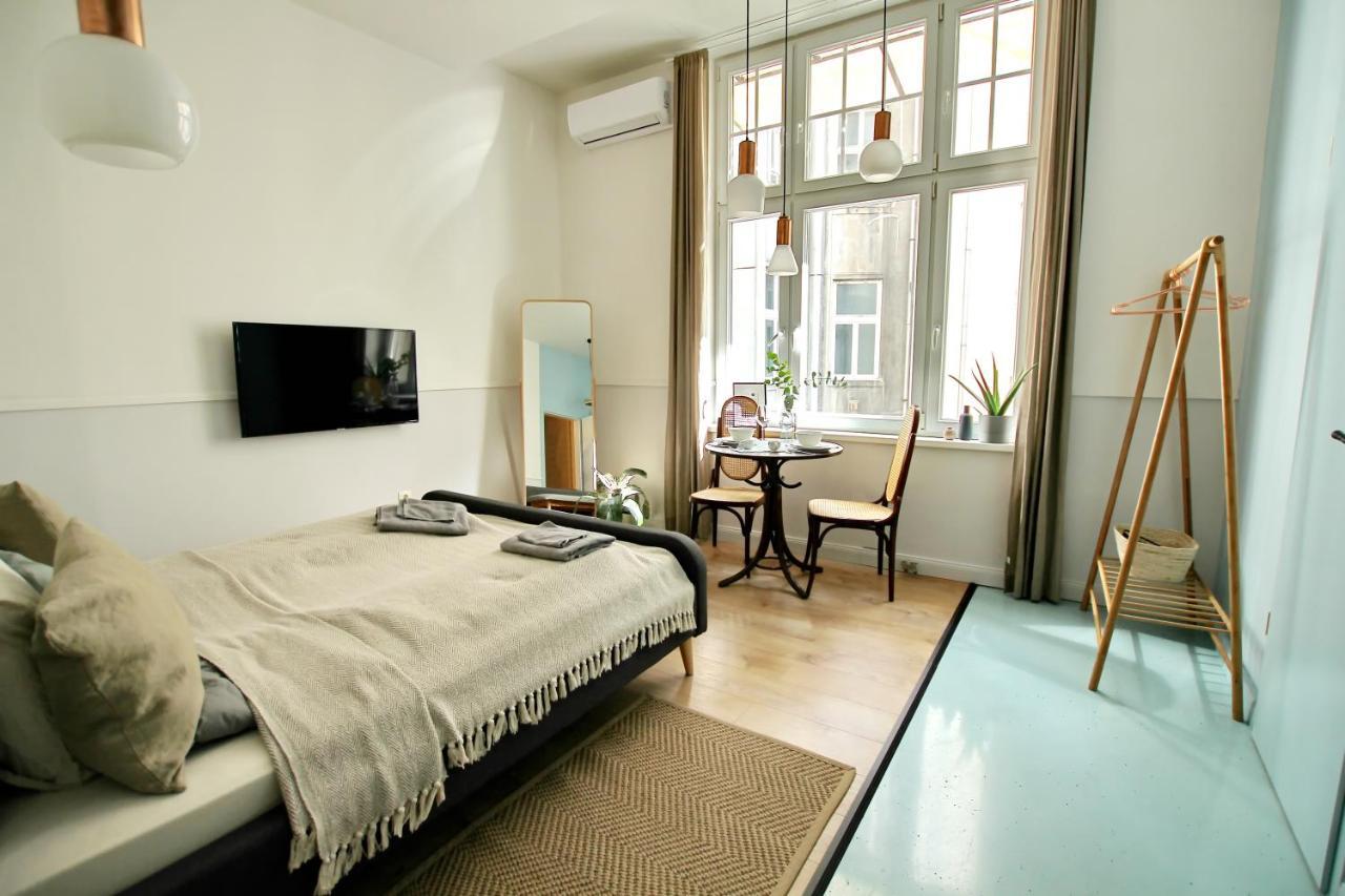 Gellerico Apartments Deak Square Будапеща Екстериор снимка