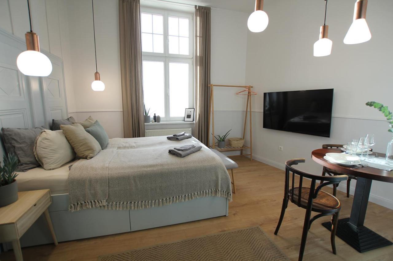 Gellerico Apartments Deak Square Будапеща Екстериор снимка